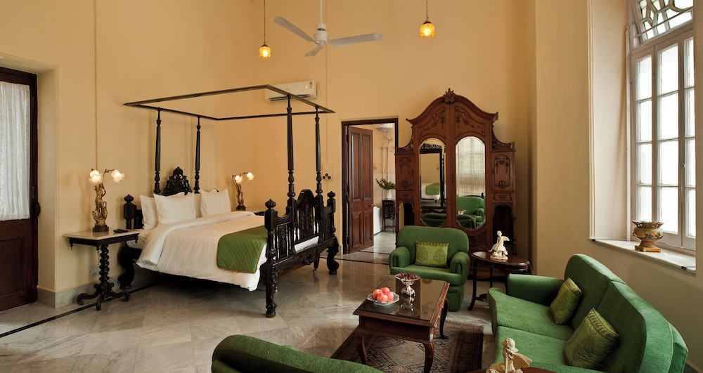 Suite - Photo 2