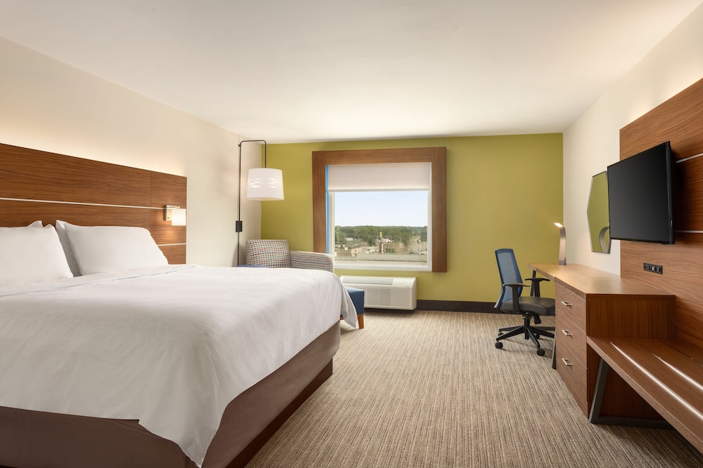 Standard Room, 1 King Bed (LEISURE) - Photo 1