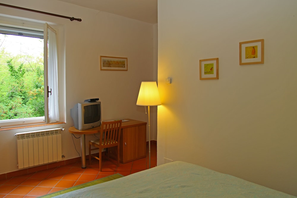 Comfort Single Room, Park View photo 2