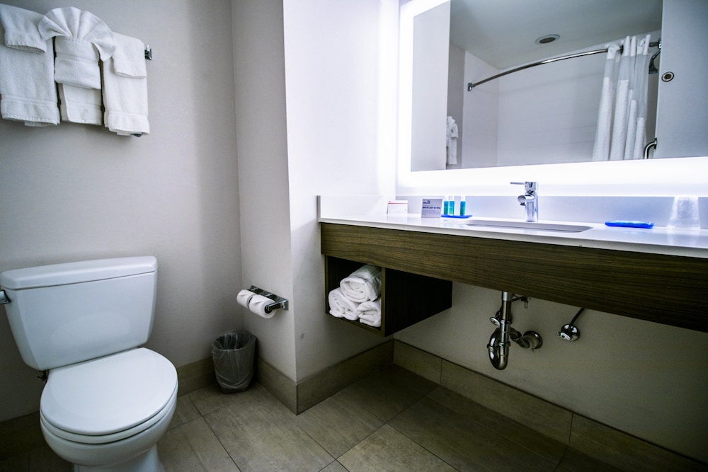 Suite, Multiple Beds