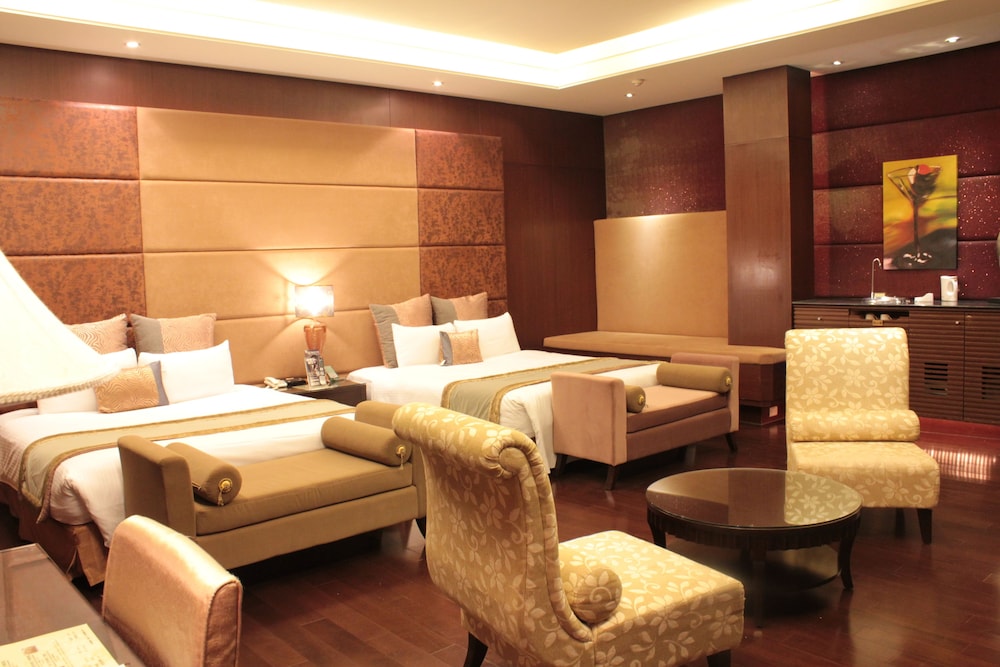 Family Suite A photo 2