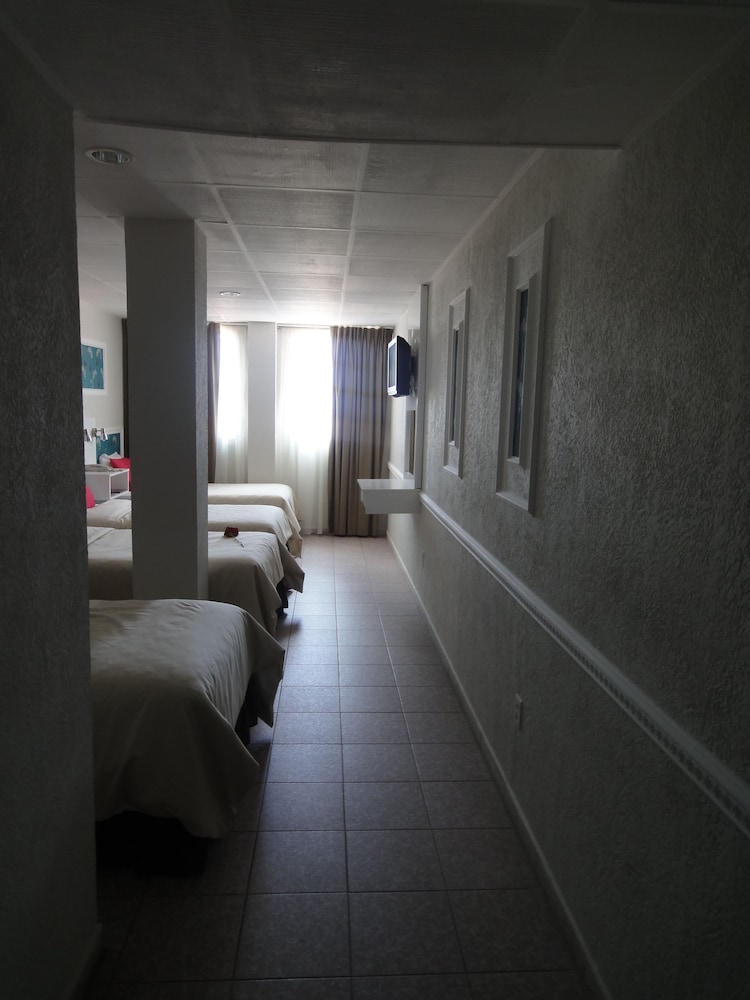 Family Triple Room, 1 Bedroom - Photo 2