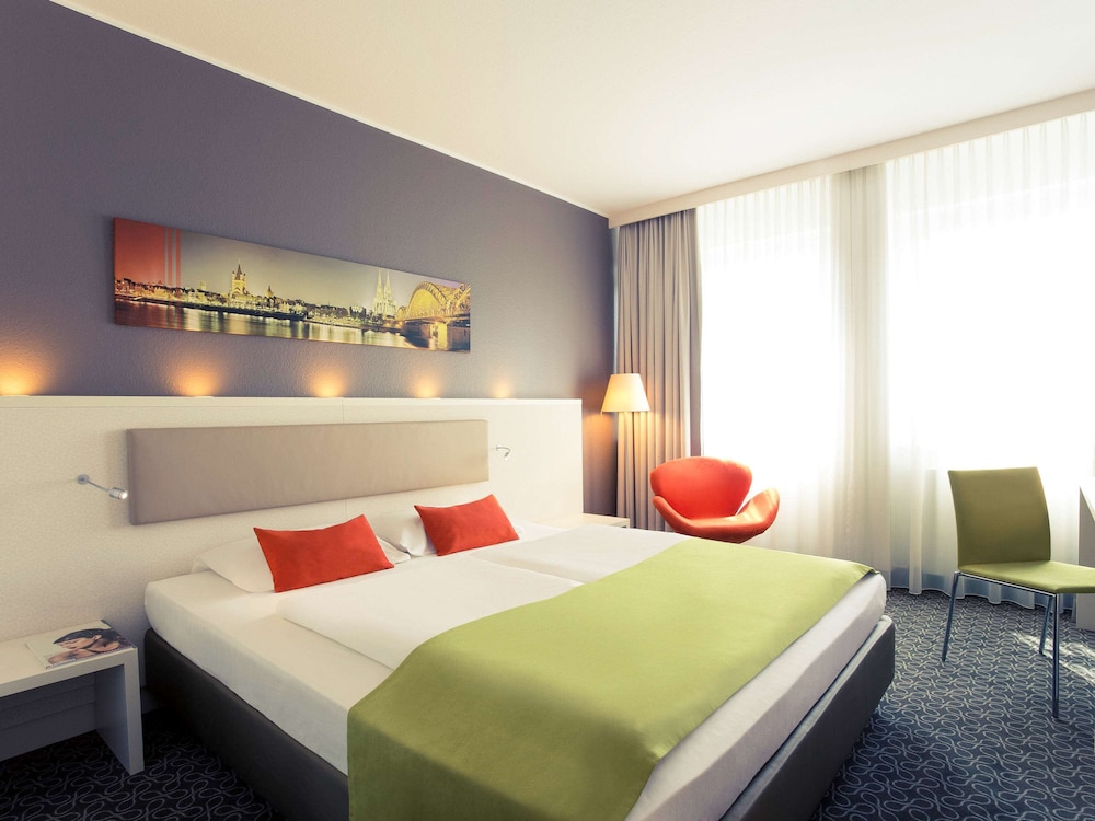 Privilege, Room, 1 King Bed, Balcony - Photo 1
