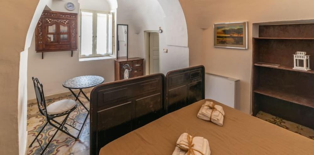 Studio (Locorotondo Ba Trullo Bianco)