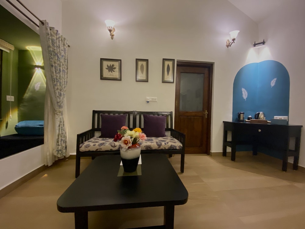 Luxury cottage with Private sit-out - Photo 10