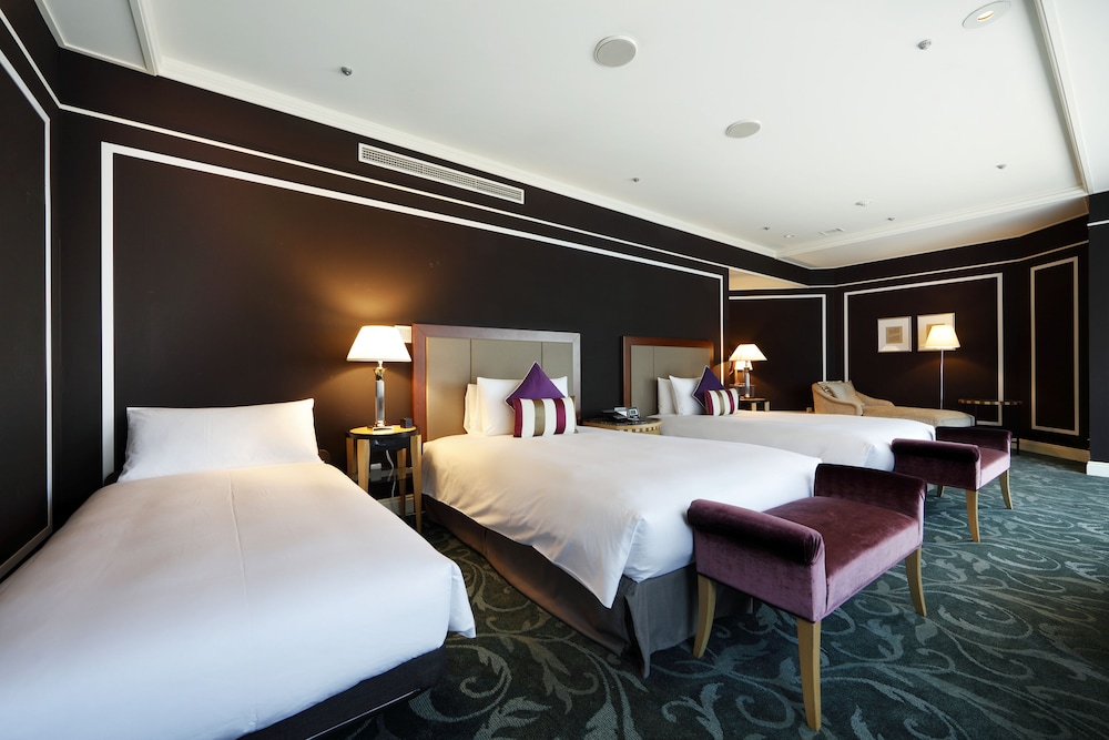 Superior Suite Room, Club Lounge Access, 113 sqm, with Private Sauna, Non Smoking photo 3