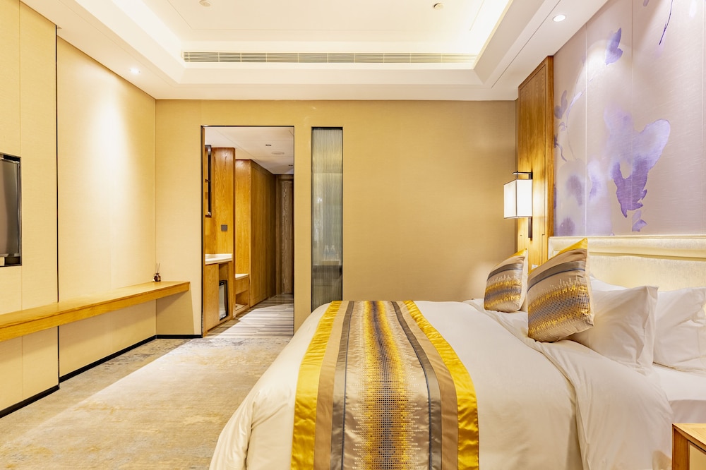 Deluxe Double Room, Lake View photo 2
