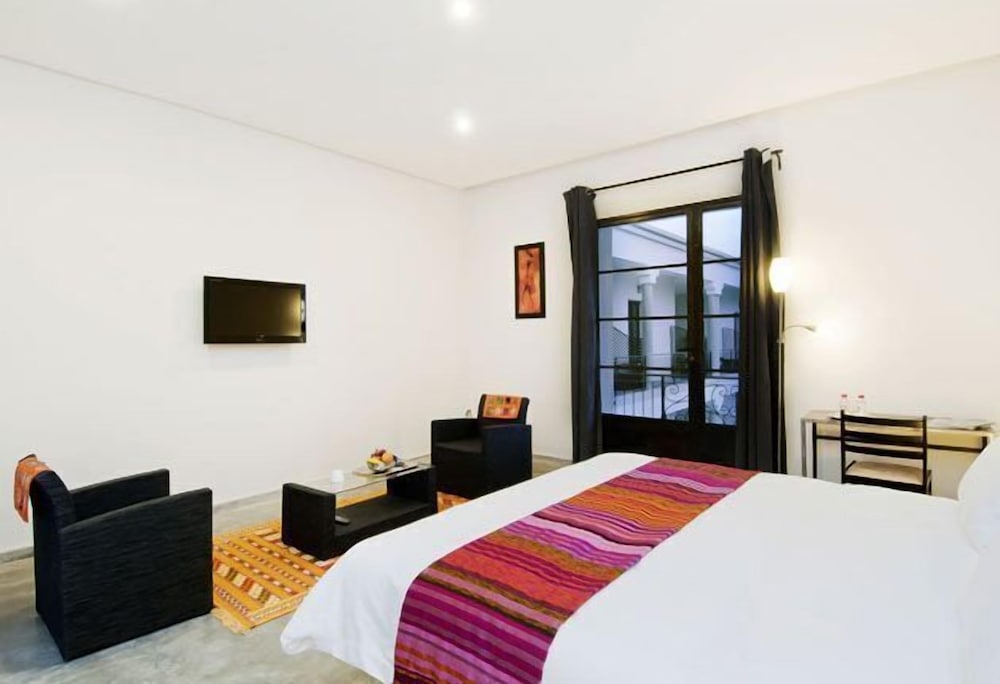 Standard Double Room - Photo 1