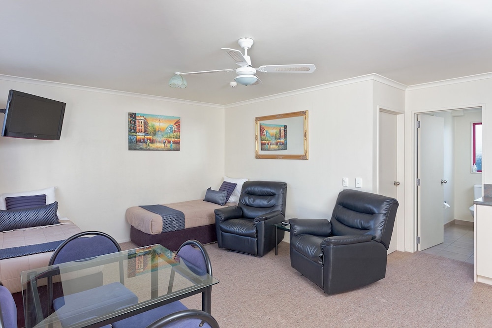 One Bedroom Spa Suite photo 1