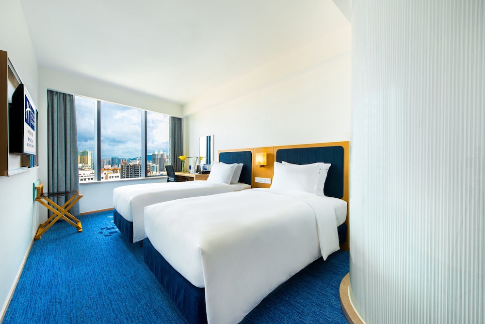 Standard Room, 2 Twin Beds - Photo 1