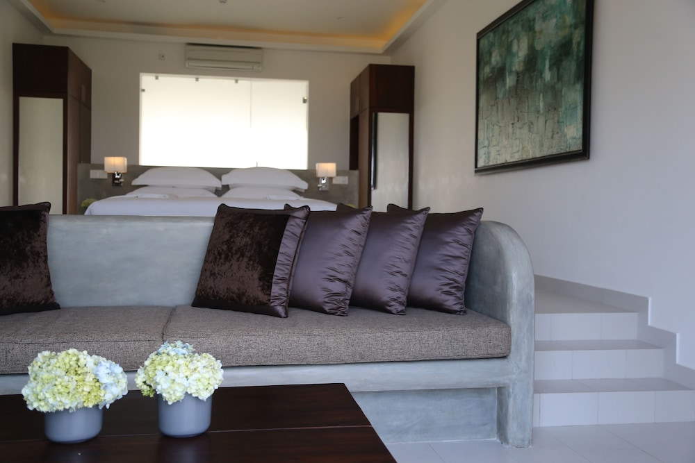 Beach Chalet