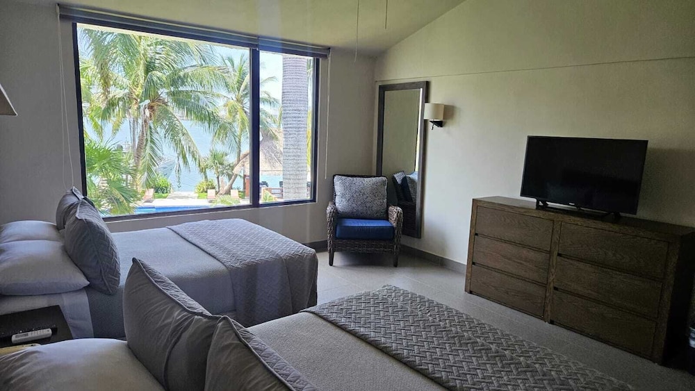 Superior Suite, 2 Bathrooms
