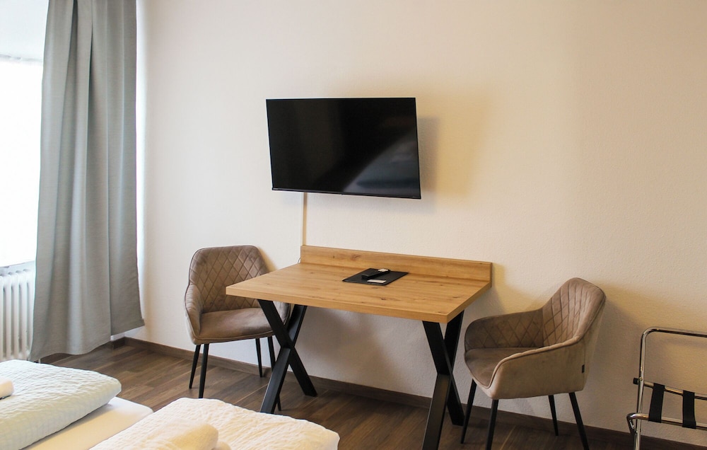 Double Room - Photo 2