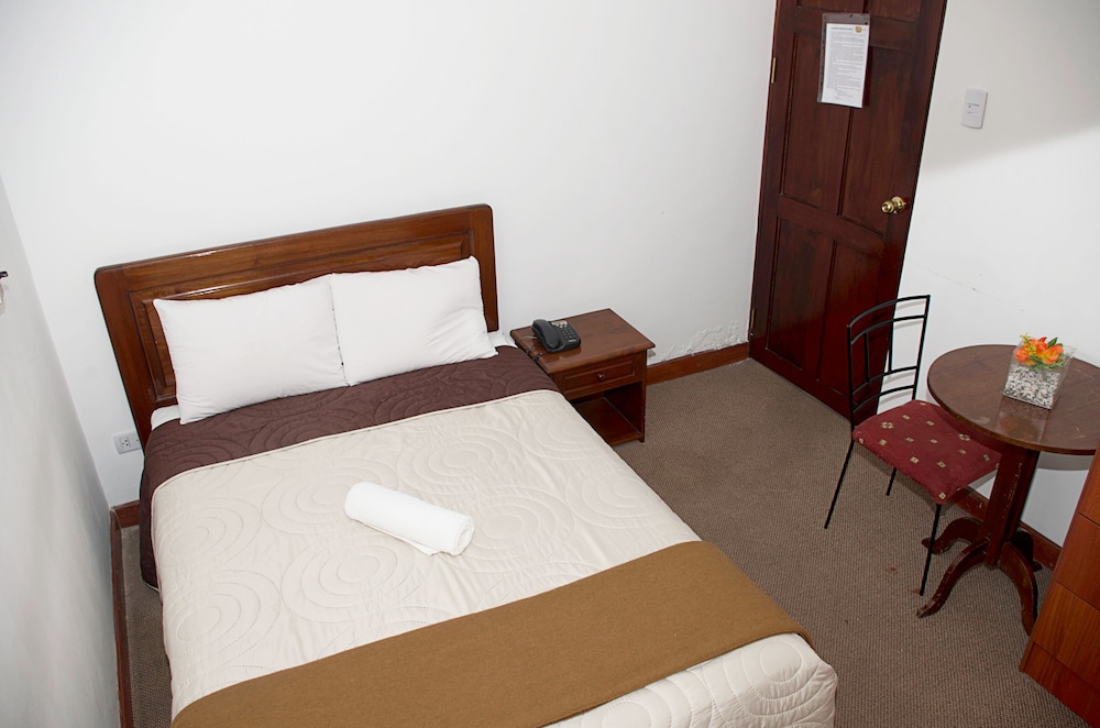 Single Room photo 3