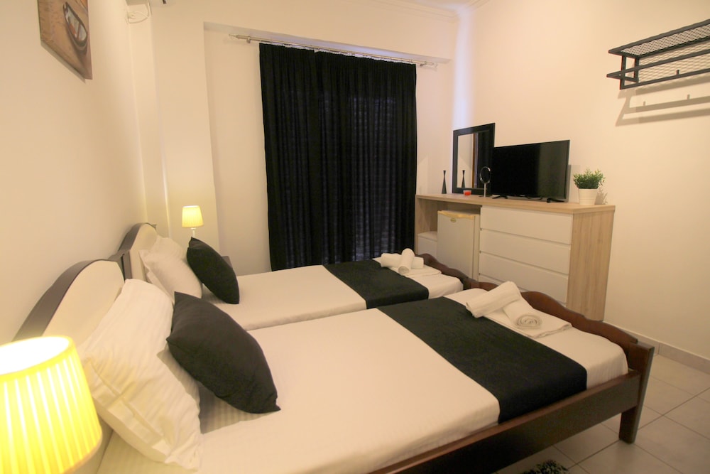 Basic Twin Room