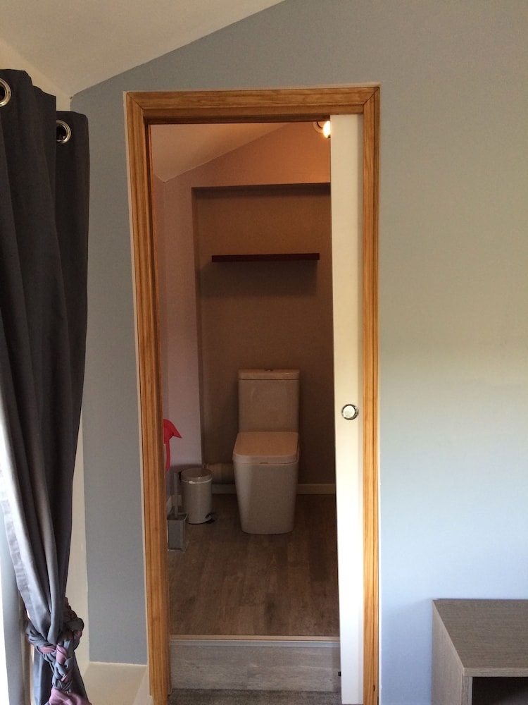 "Tarn" Big Double Room photo 3