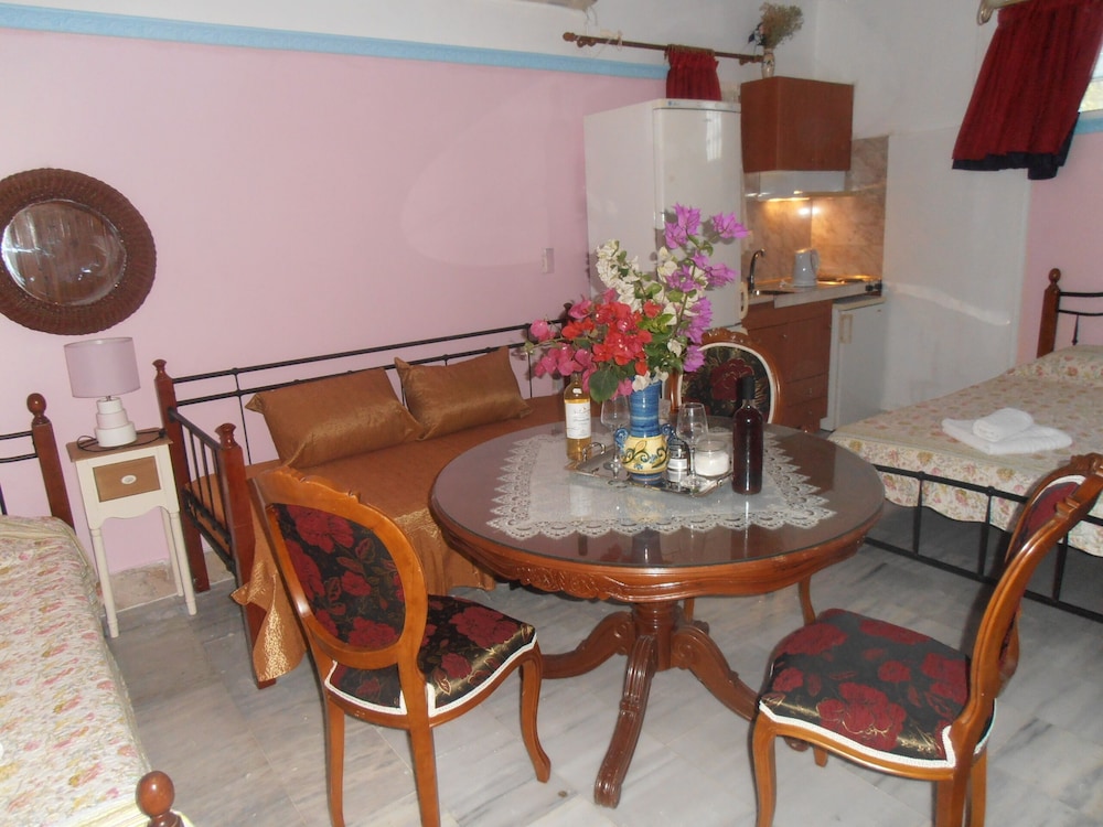 Garden View, Ground Floor photo 3