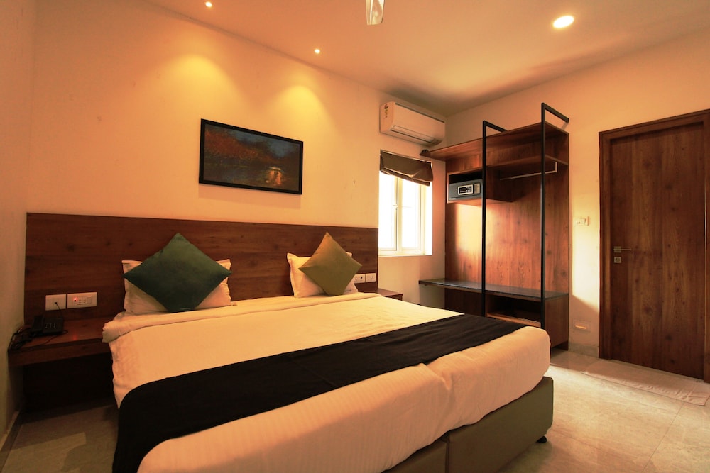 Deluxe Room - Photo 3