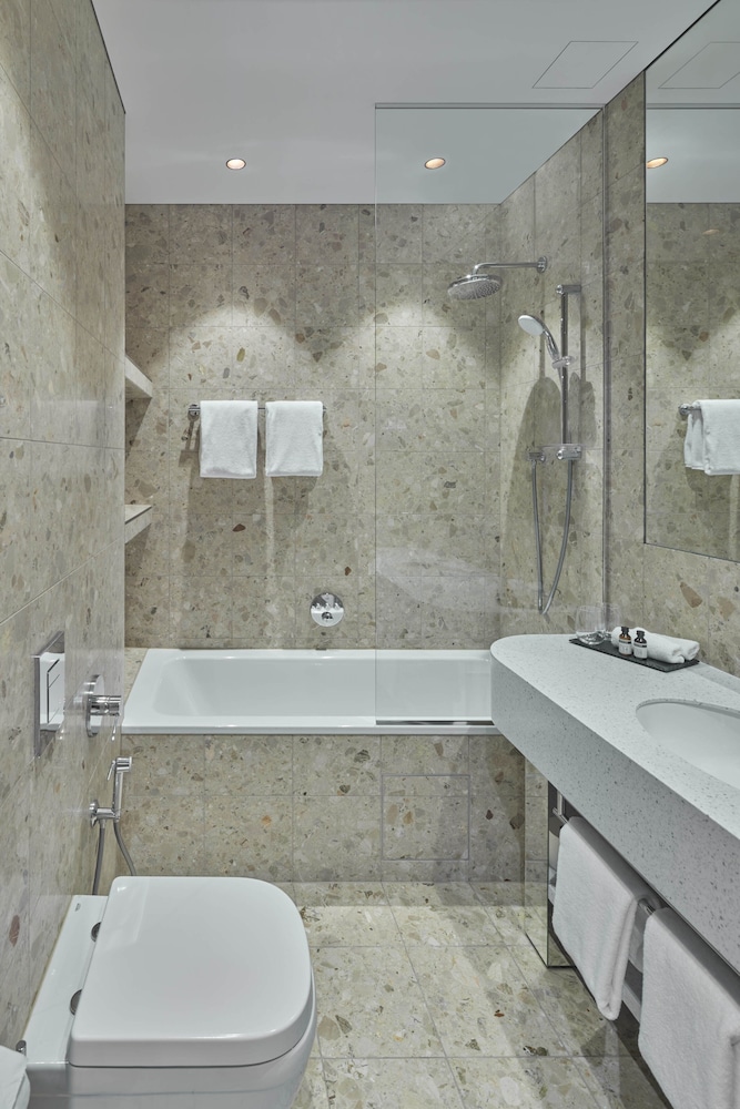 Studio Suite - Photo 6