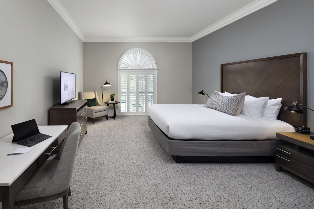 Suite, 1 King Bed (Winters) - Photo 1