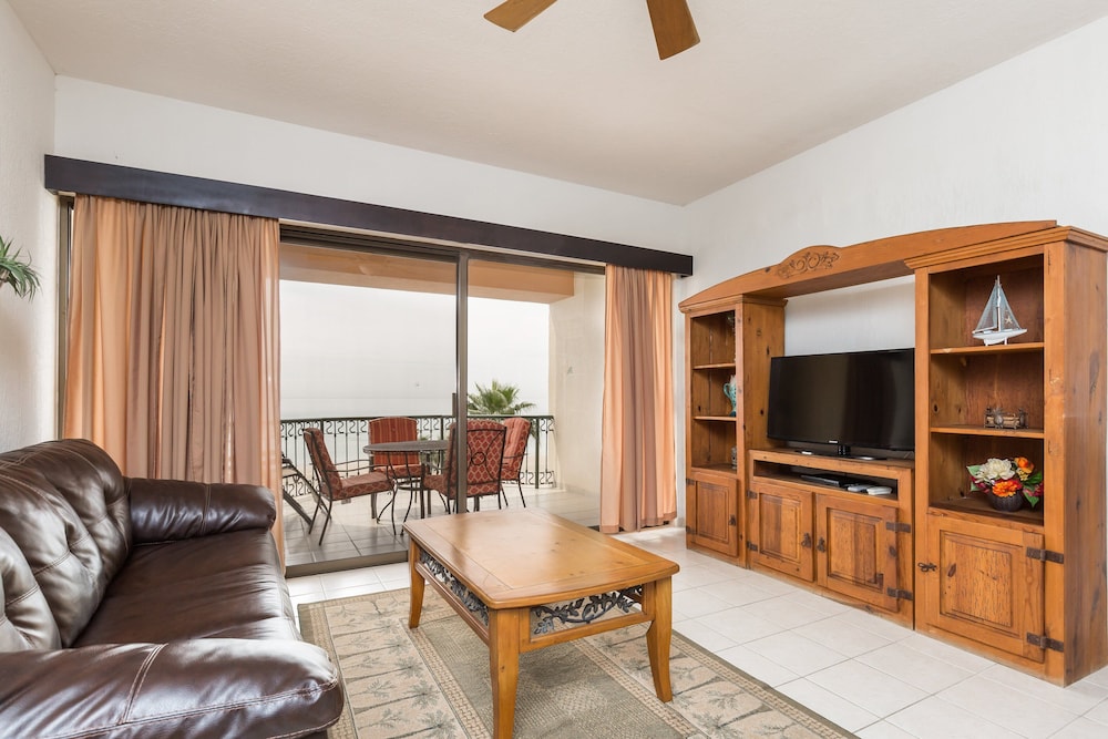 Condo, 1 King Bed with Sofa bed, Balcony, Ocean View (409)