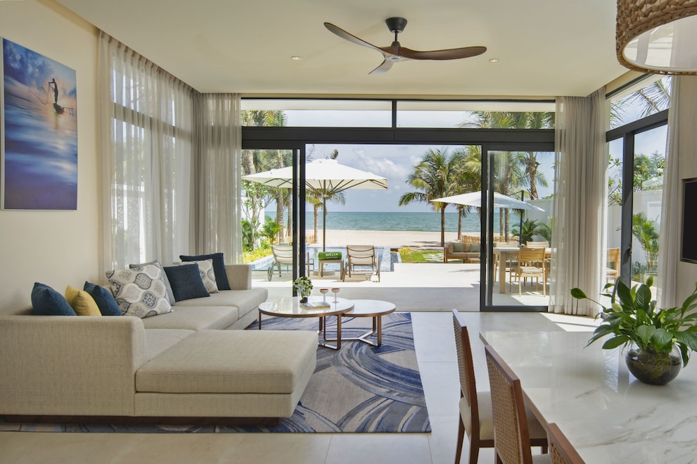 The Level 3-Bedroom Beachfront Pool Villa - Photo 1