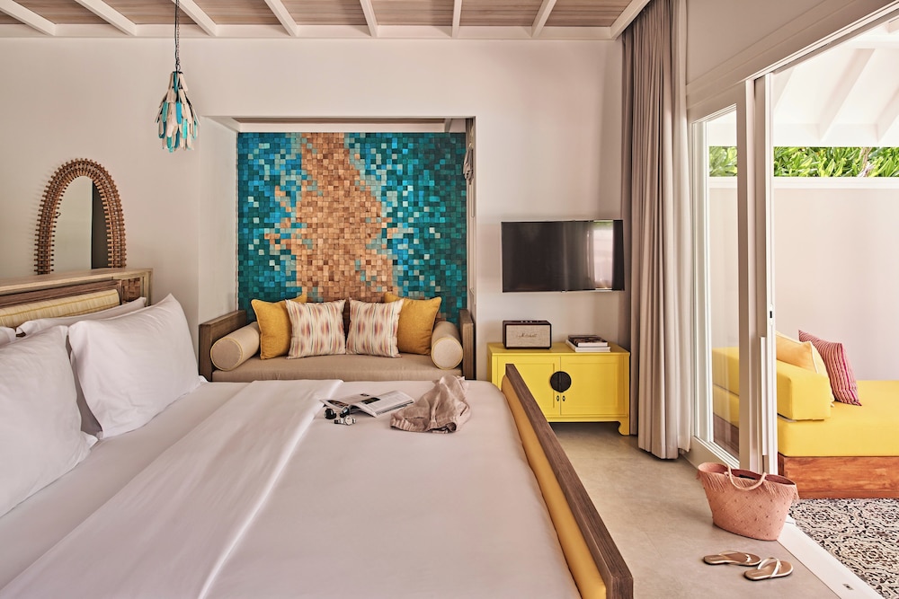 Two Bedroom Beach Villa with Pool photo 3