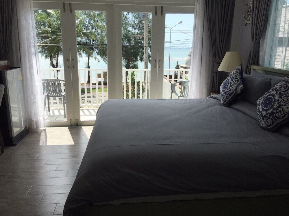 Honeymoon Room, 1 King Bed
