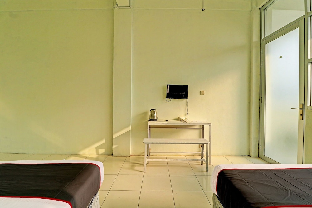 Deluxe Twin Room - Photo 2