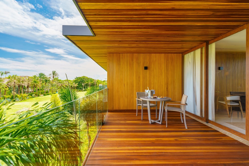 Luxury Room, Patio, Golf View - Photo 7