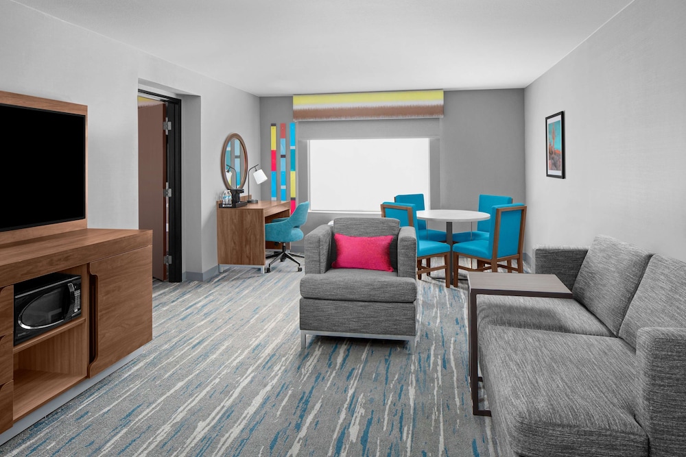 Family Room photo 1
