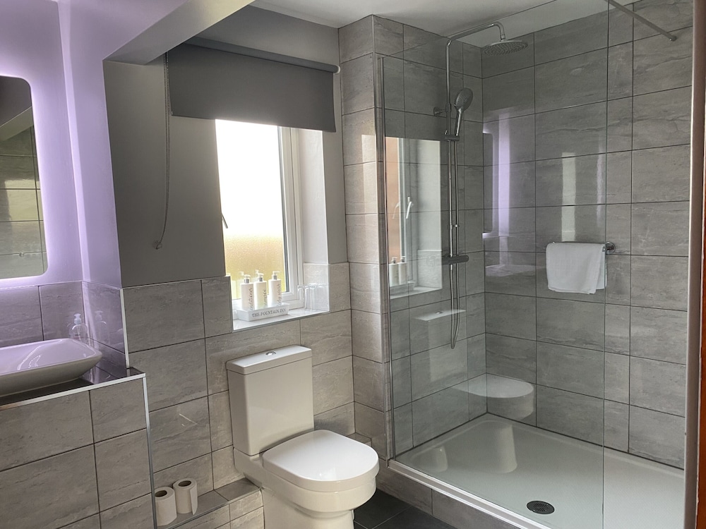Deluxe Double Room, Ensuite (Superking) photo 2