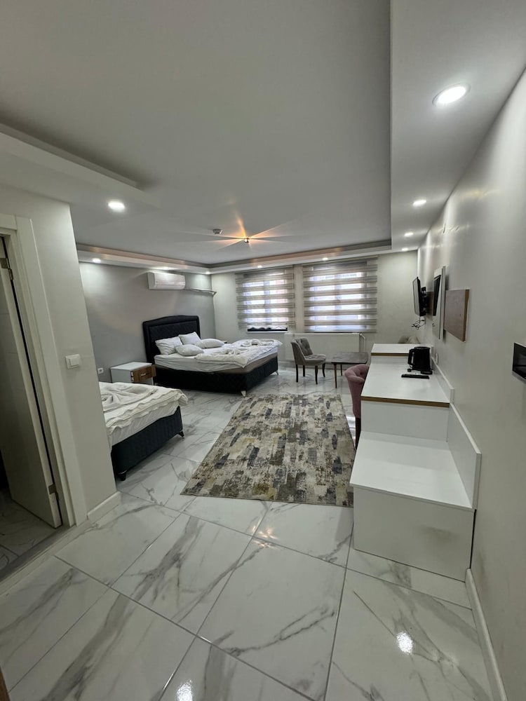 Classic Room, City View photo 3