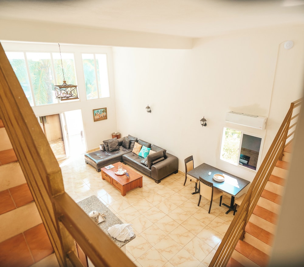 Presidential Room, City View photo 2