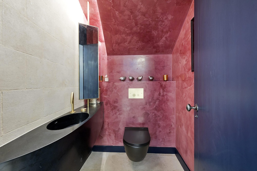 Stunning 5 bed Fulham Home w Indoor Pool Sauna and Private Garden, Photo 34