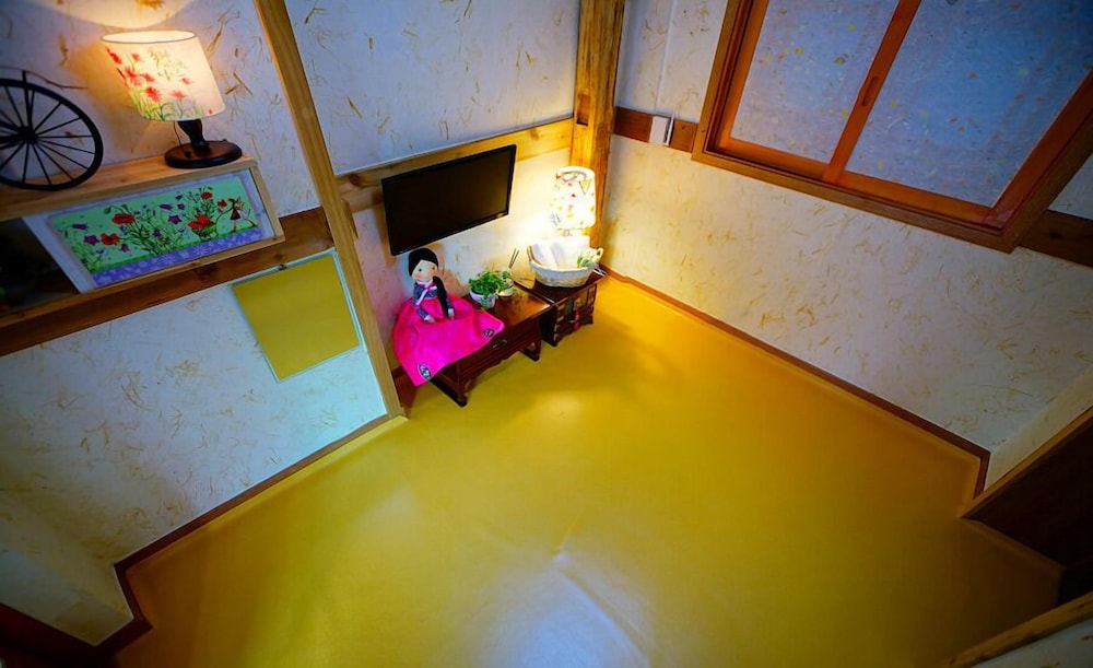 Standard Room (Hyanggi) photo 2