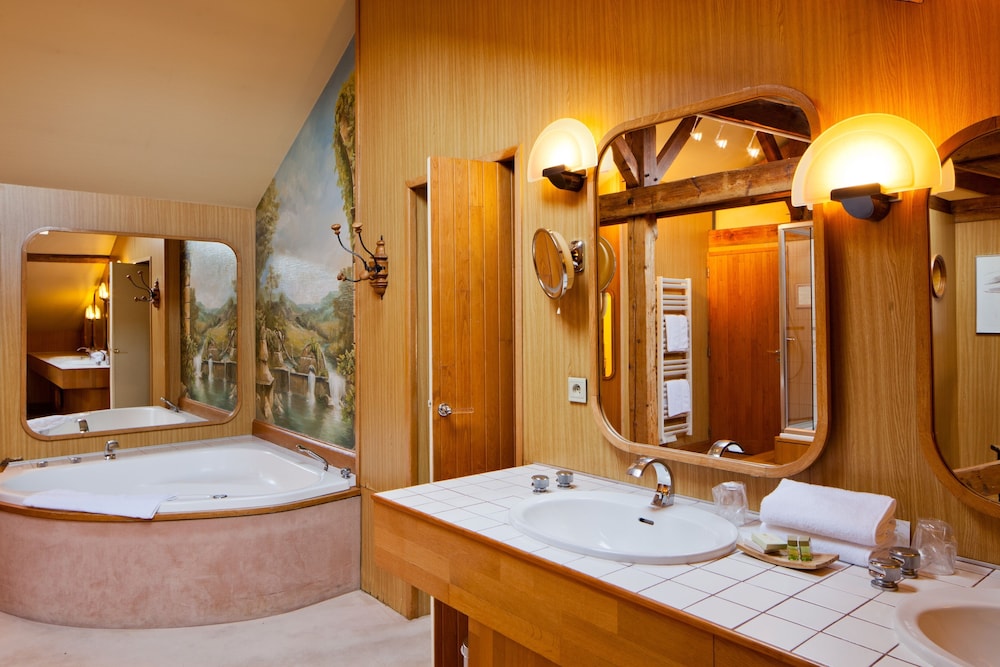 Luxury Suite photo 3