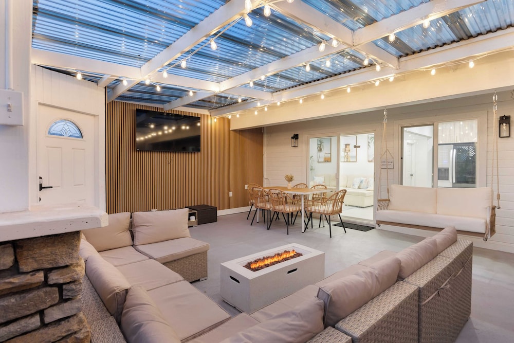 House (2 Bedrooms) photo 2