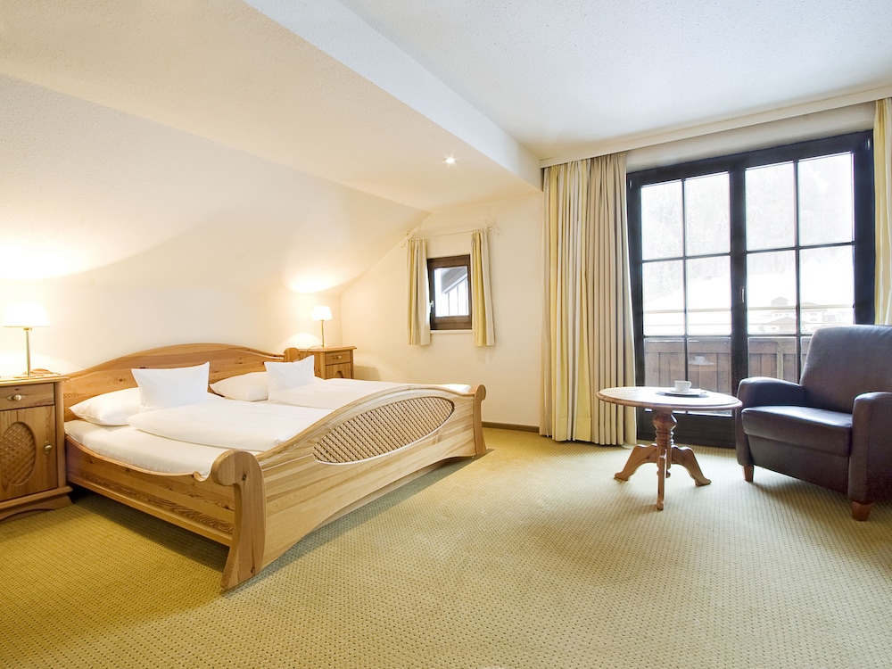 Deluxe Double Room photo 1