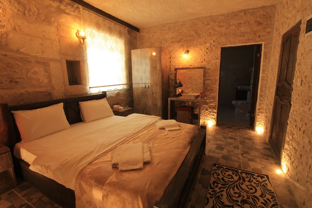 Twin Room - Photo 15