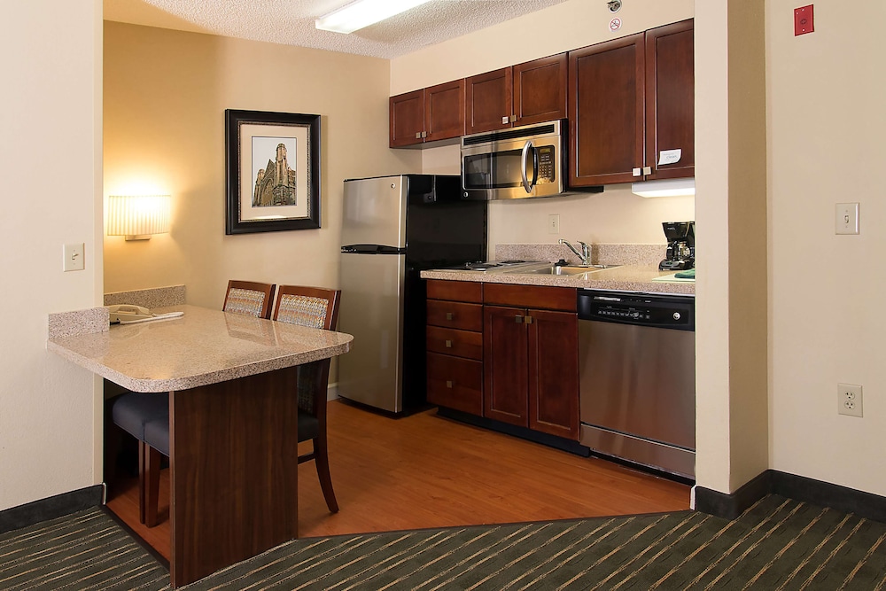 Suite, 2 Queen Beds - Photo 4