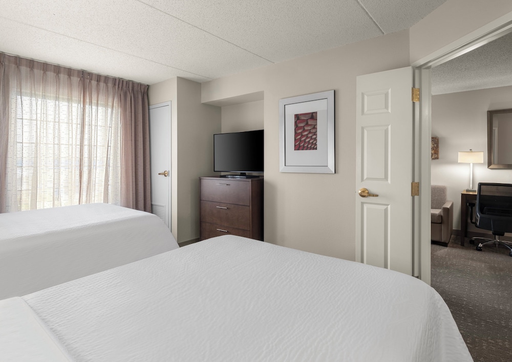 Suite, 1 Bedroom, Accessible, Kitchen (Communications) - Photo 5