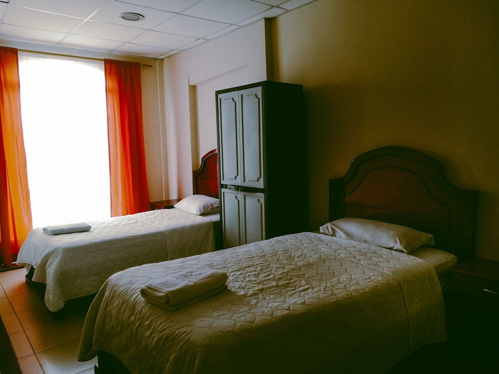 Twin Room, 2 Twin Beds photo 1