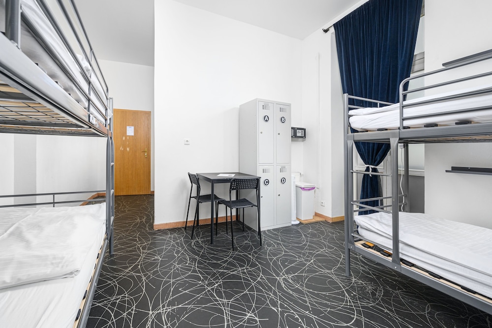Comfort Quadruple Room, Non Smoking, City View