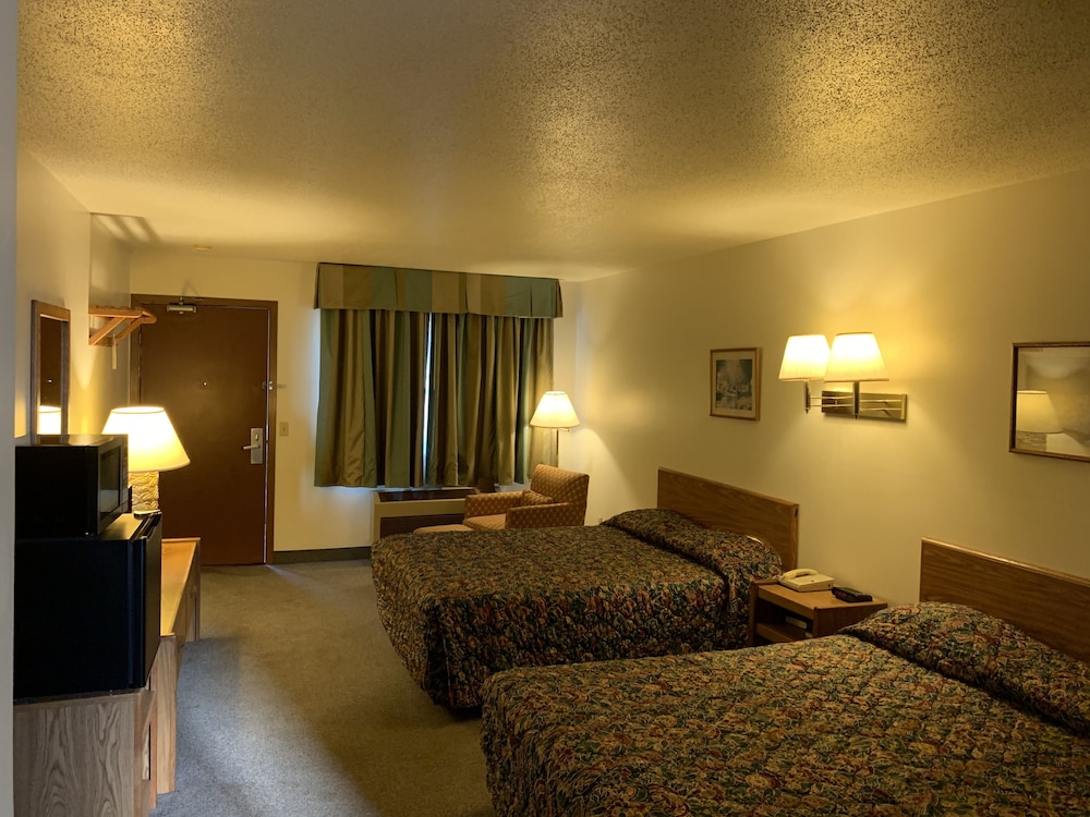 Room, 2 Queen Beds, Non Smoking