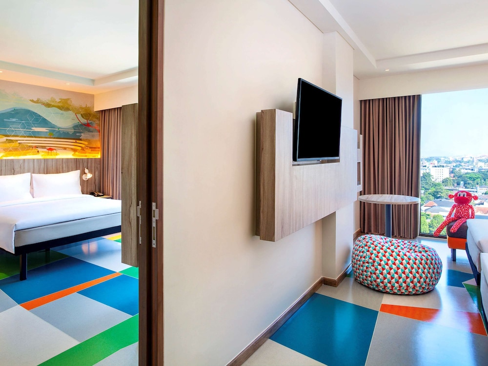 Family Room, Multiple Beds - Photo 1