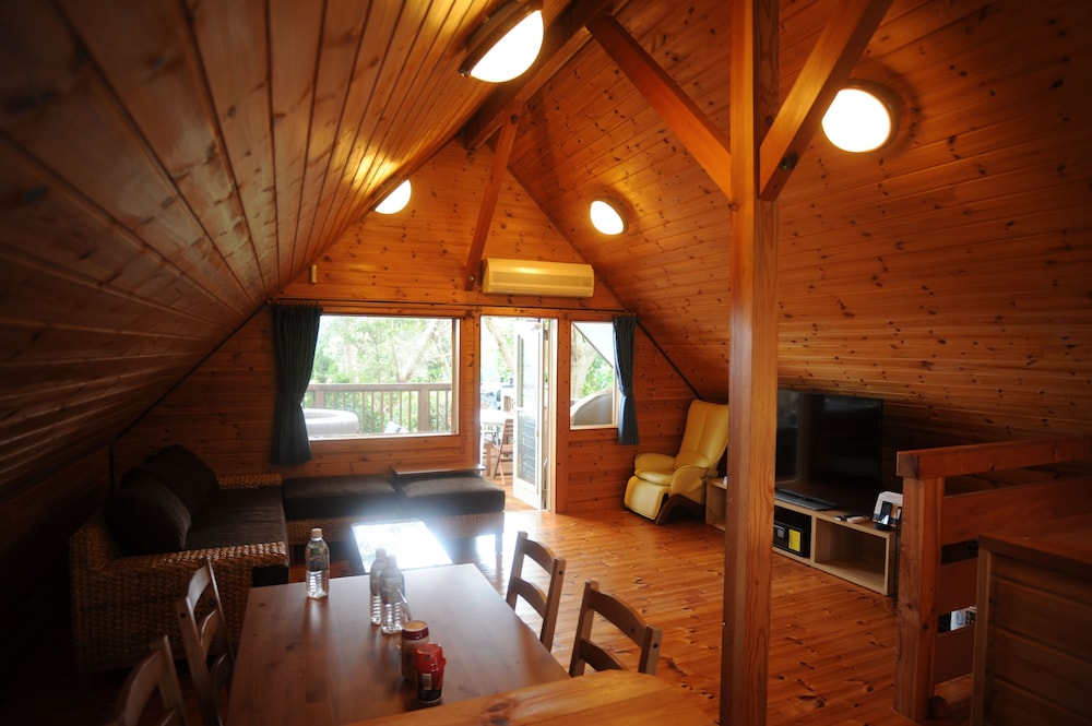 Cottage (B)