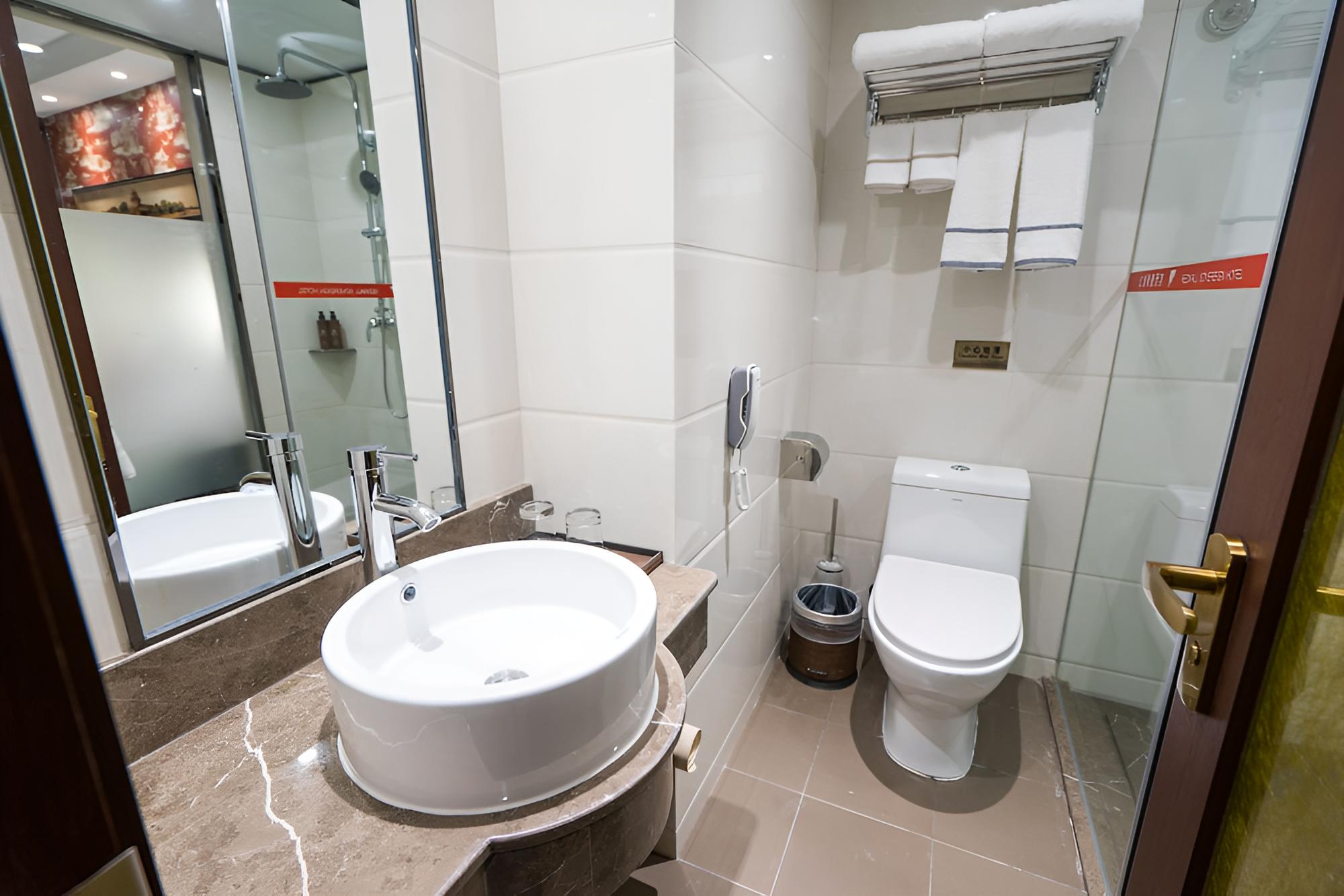 Executive Deluxe Suite Room
