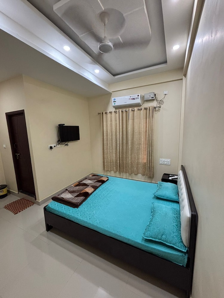 Deluxe Room - Photo 1