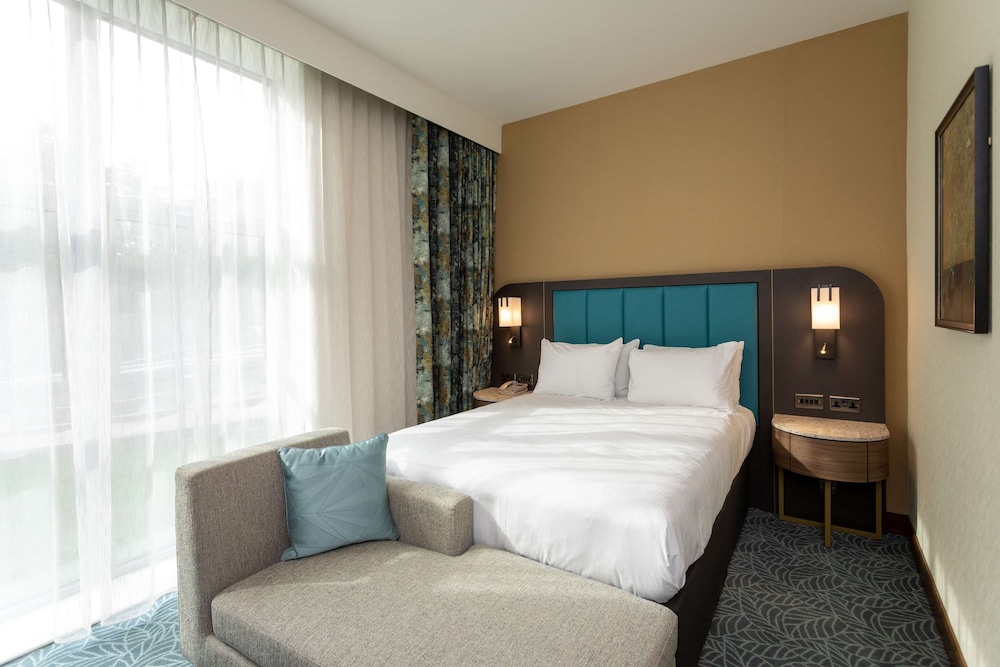 Superior Room, 1 Queen Bed